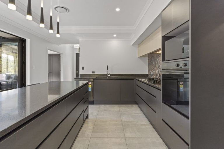 Photo of property in 52 Scott Road, Stanmore Bay, Whangaparaoa, 0932