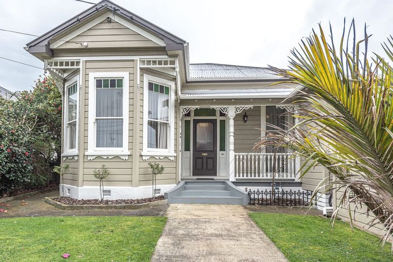 Photo of property in 2 Watkin Street, Tawhero, Whanganui, 4501