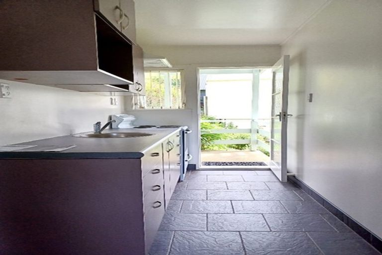 Photo of property in 19 Breton Grove, Kingston, Wellington, 6021