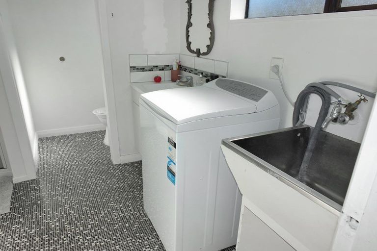 Photo of property in 8a Holben Parade, Foxton Beach, Foxton, 4815