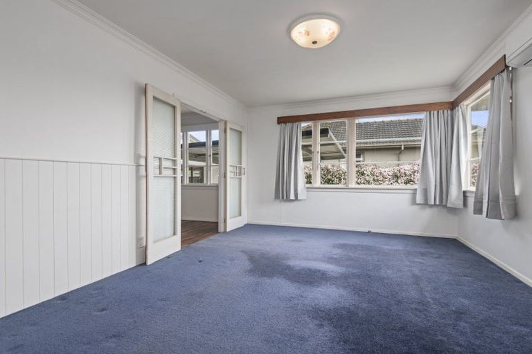 Photo of property in 30 Forbury Avenue, Takaro, Palmerston North, 4412