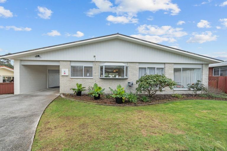 Photo of property in 19 Bronte Place, Whalers Gate, New Plymouth, 4310
