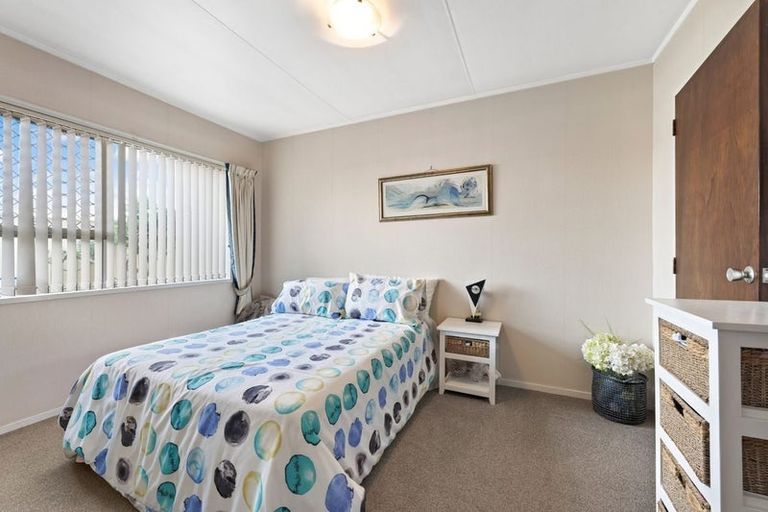 Photo of property in 3/50 Kenderdine Road, Papatoetoe, Auckland, 2025
