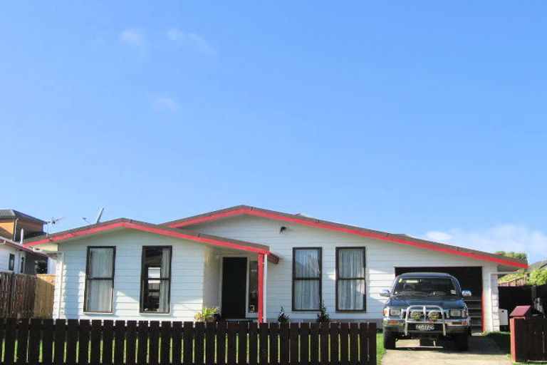 Photo of property in 46 Bodmin Terrace, Camborne, Porirua, 5026