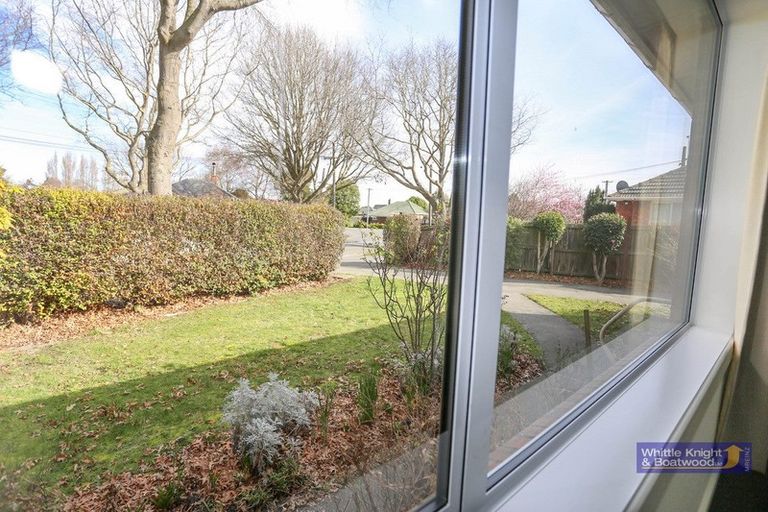 Photo of property in 48 Guildford Street, Burnside, Christchurch, 8053
