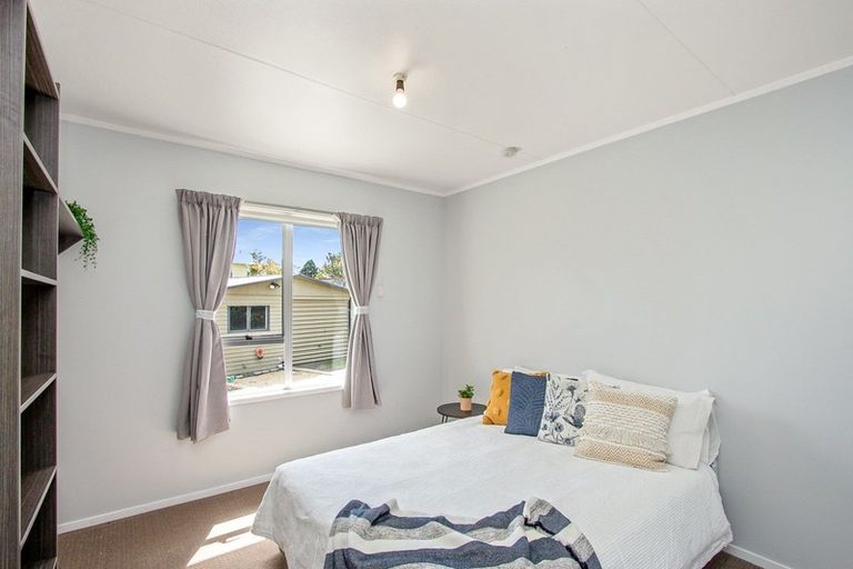 Photo of property in 46 Browning Crescent, Owhata, Rotorua, 3010