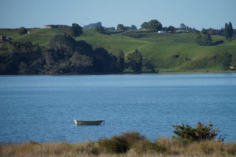 Photo of property in 32 Rangitukehu Street, Ohope, 3121