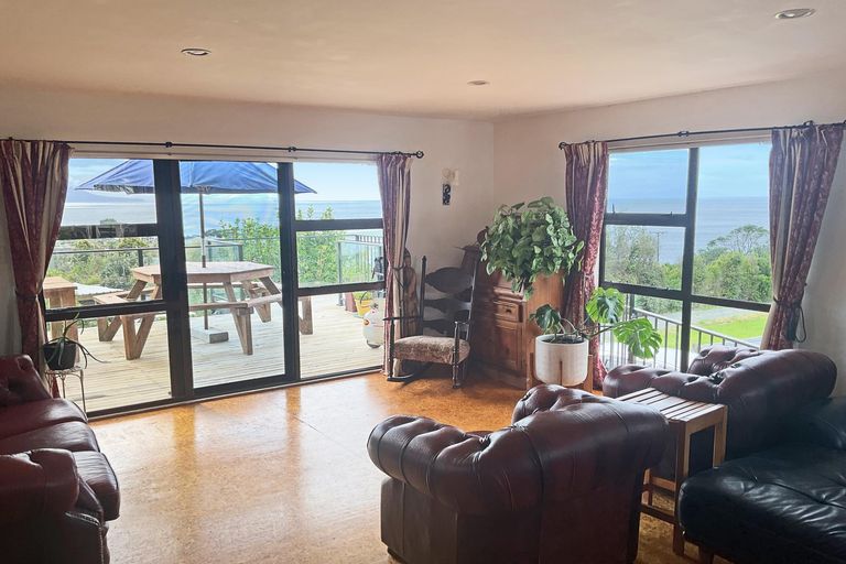 Photo of property in 41 Barrier View Road, Leigh, 0985