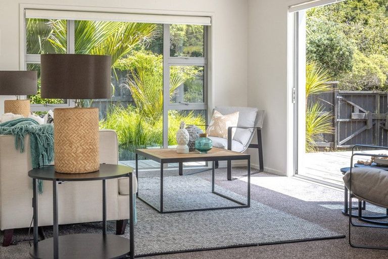 Photo of property in 19 Sea View Road, Ostend, Waiheke Island, 1081