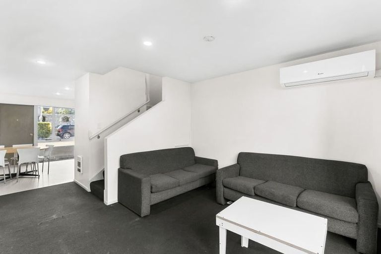 Photo of property in 4/340 Lincoln Road, Addington, Christchurch, 8024