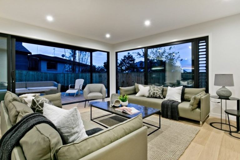 Photo of property in 144a Beach Road, Campbells Bay, Auckland, 0630