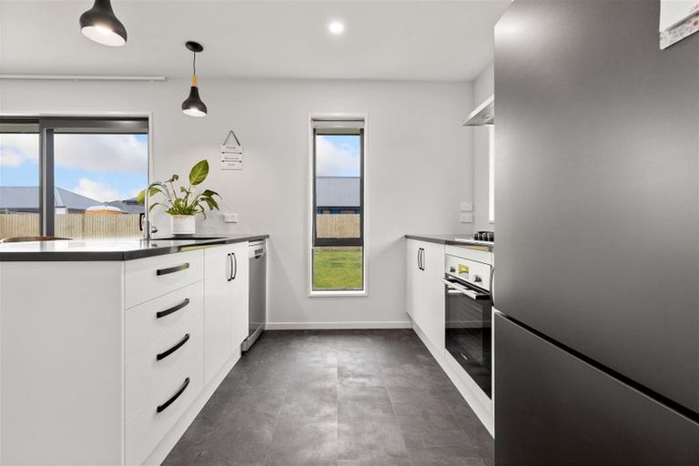 Photo of property in 27 Lunn Crescent, Leeston, 7632