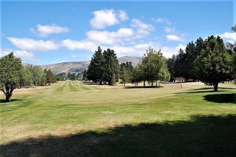 Photo of property in 3 The Dunes, Cromwell, 9310