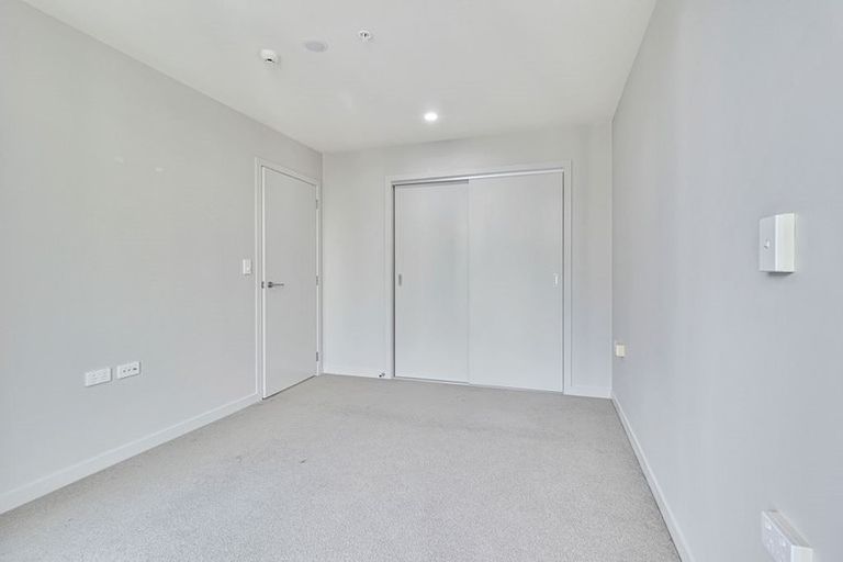 Photo of property in 604/27 Don Mckinnon Drive, Albany, Auckland, 0632