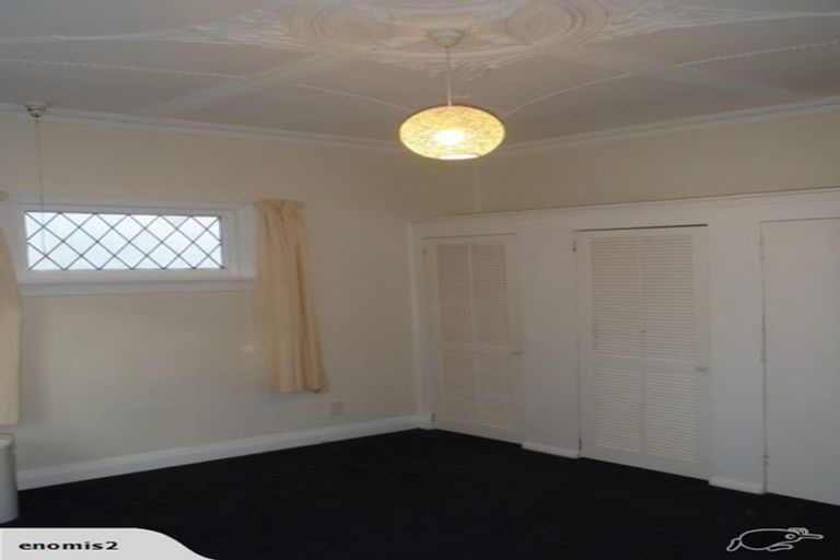 Photo of property in 1/76 Cambridge Terrace, Waterloo, Lower Hutt, 5011
