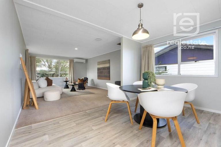 Photo of property in 1 Murillo Place, Henderson, Auckland, 0612