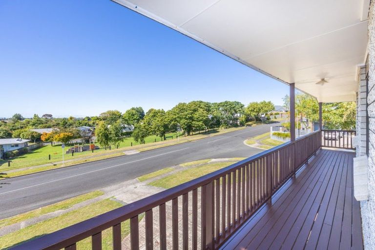 Photo of property in 2 Horoeka Court, Pukete, Hamilton, 3200