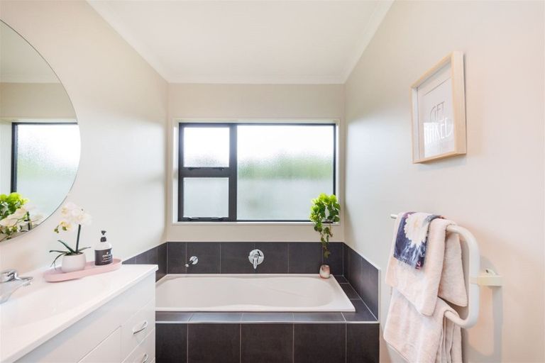 Photo of property in 137 Wyndham Street, Ashhurst, 4810