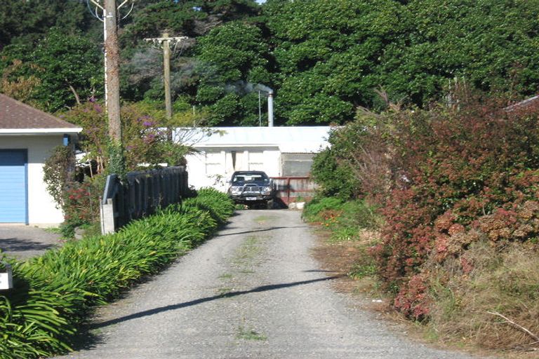 Photo of property in 185 Rangiuru Road, Otaki, 5512