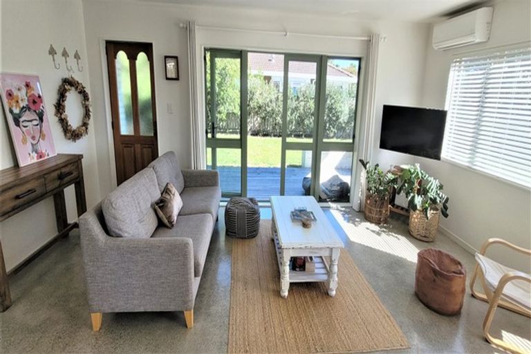 Photo of property in 28 Pacific View Road, Papamoa Beach, Papamoa, 3118