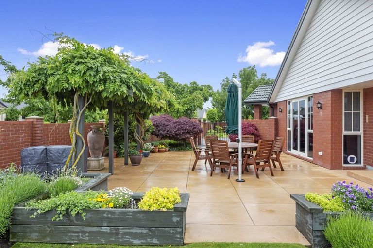 Photo of property in 43 Belgrave Drive, Rangiora, 7400