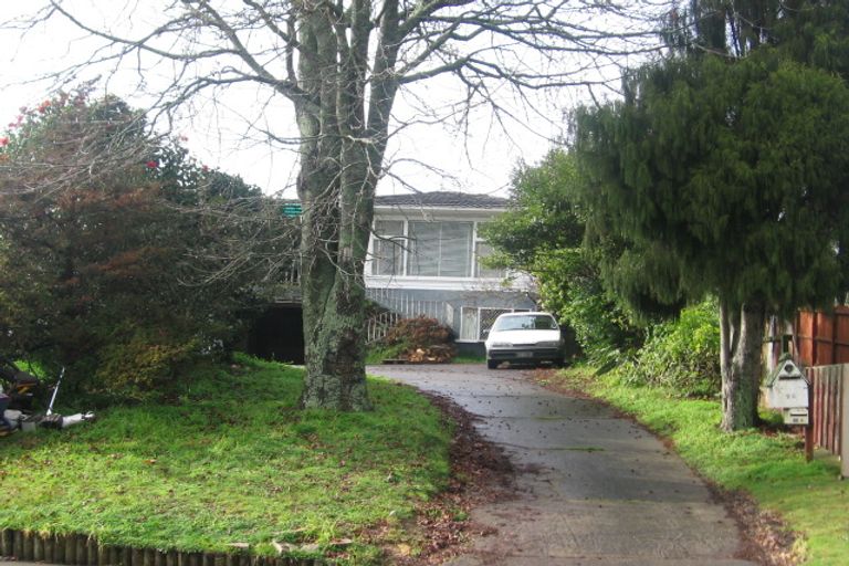 Photo of property in 26 Ray Small Drive, Papakura, 2110