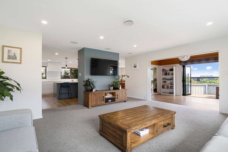 Photo of property in 19 Bengal Drive, Cashmere, Christchurch, 8022