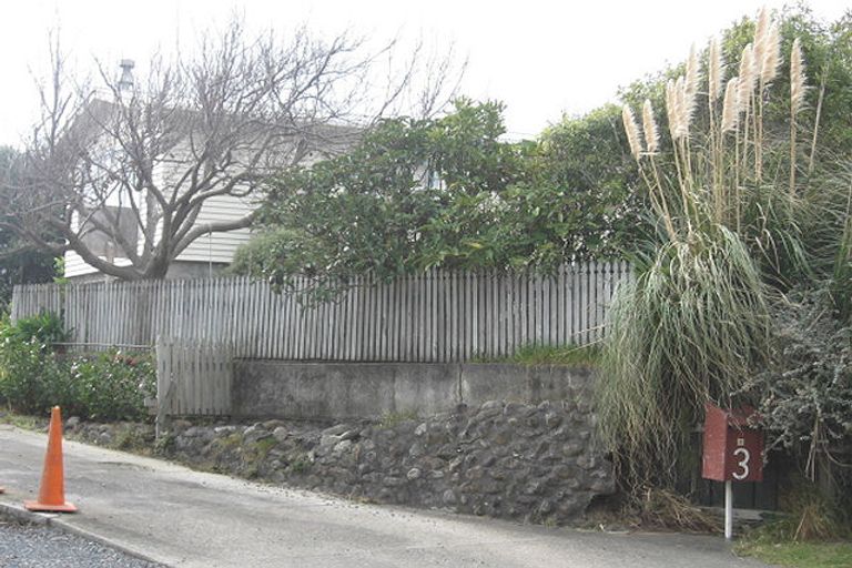 Photo of property in 3 Whareroa Road, Raumati South, Paraparaumu, 5032