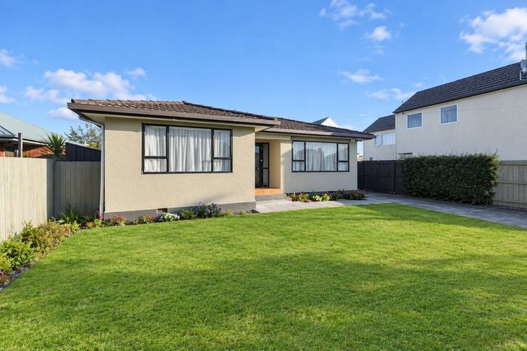 Photo of property in 196 Hastings Street East, Waltham, Christchurch, 8023