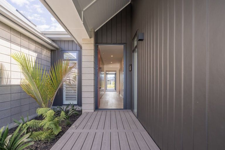 Photo of property in 1 Capstan Crescent, Whitianga, 3510