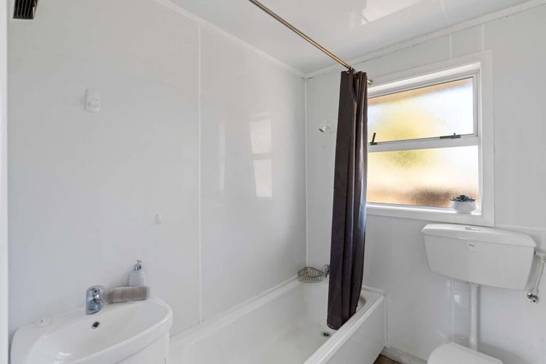 Photo of property in 2/65a Wychbury Street, Spreydon, Christchurch, 8024