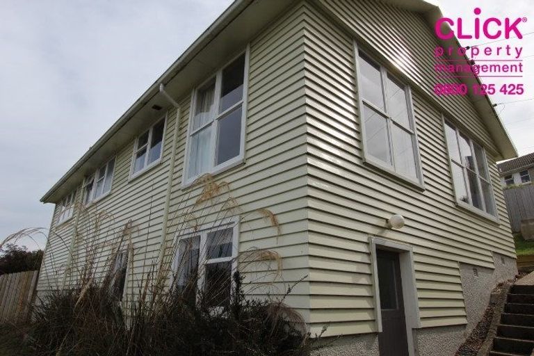 Photo of property in 27 Hanlon Street, Halfway Bush, Dunedin, 9010