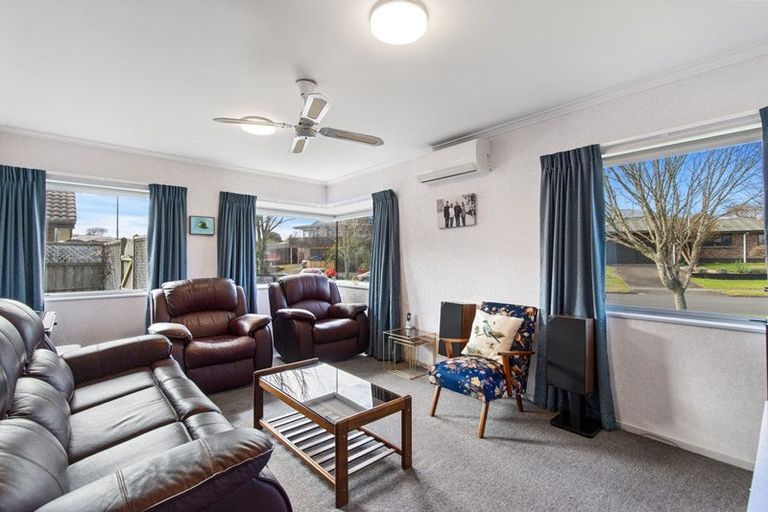 Photo of property in 240 Grandview Road, Western Heights, Hamilton, 3200