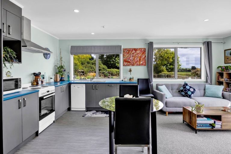 Photo of property in 318 Rugby Road, Tariki, Inglewood, 4388