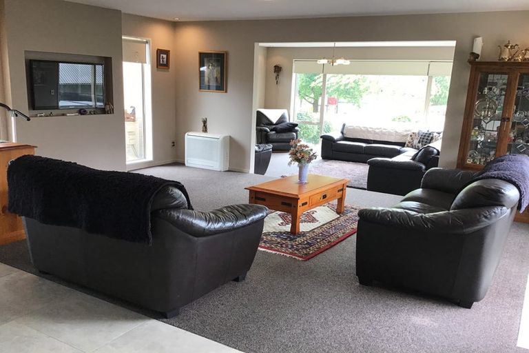 Photo of property in 20 Titirangi Crescent, Parklands, Christchurch, 8083