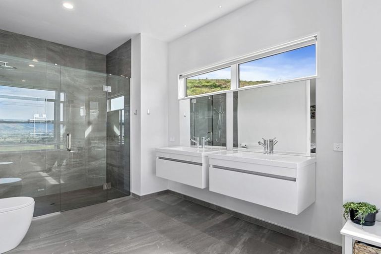 Photo of property in 70 Teapot Valley Road, Brightwater, 7091