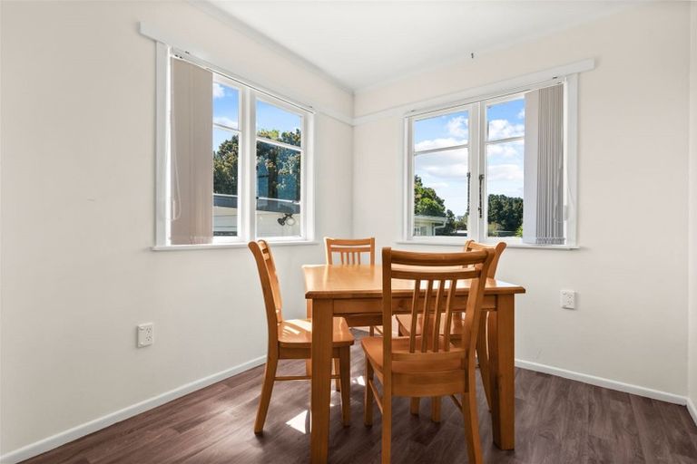 Photo of property in 8 Williams Crescent, Otara, Auckland, 2023