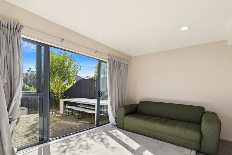 Photo of property in 42 Park Avenue, Papatoetoe, Auckland, 2025