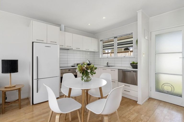 Photo of property in 3/179 Victoria Road, Devonport, Auckland, 0624