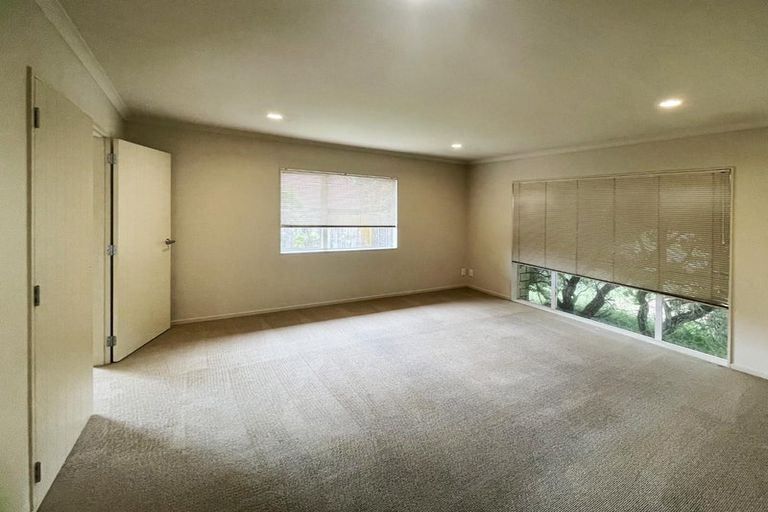 Photo of property in 3 Kilbaha Close, East Tamaki, Auckland, 2013