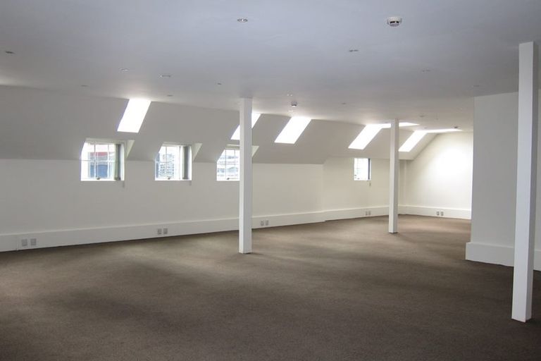 Photo of property in 54 Wellesley Road, Mangere Bridge, Auckland, 2022