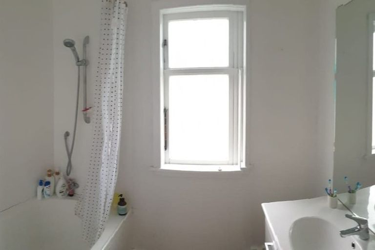 Photo of property in 23 Military Road, Boulcott, Lower Hutt, 5010