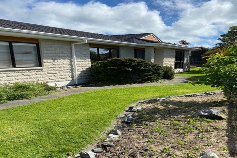 Photo of property in 45 Cedar Drive, Paraparaumu Beach, Paraparaumu, 5032