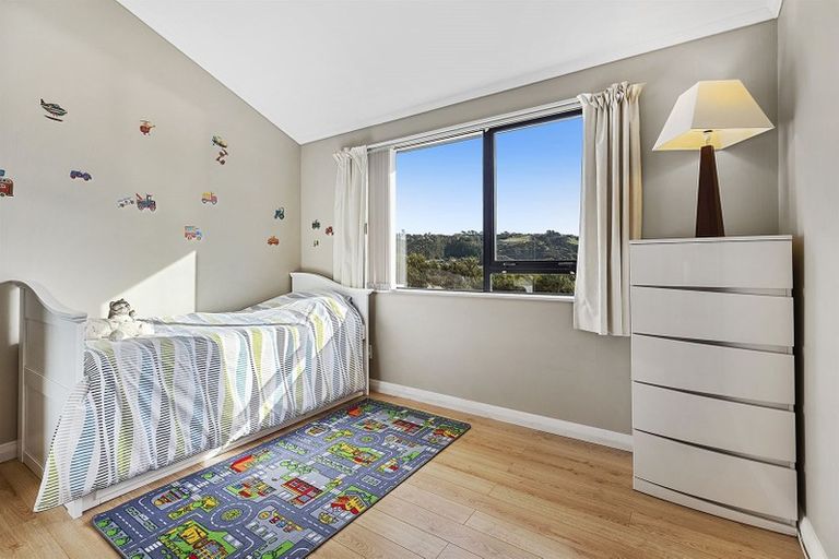 Photo of property in 4 Spyglass Lane, Whitby, Porirua, 5024