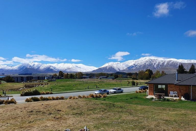 Photo of property in 35 D'archiac Drive, Lake Tekapo, 7999