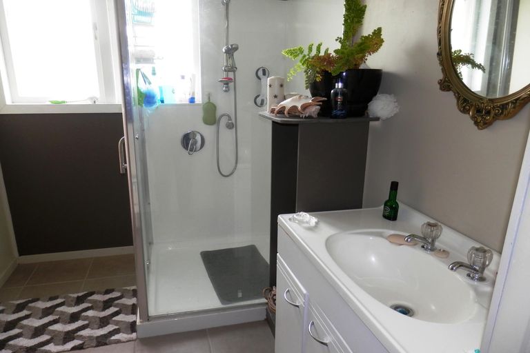 Photo of property in 16 Great South Road, Ngaruawahia, 3720