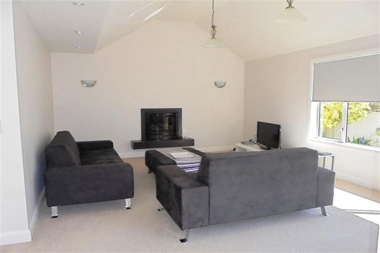 Photo of property in 92 Halifax Street East, The Wood, Nelson, 7010