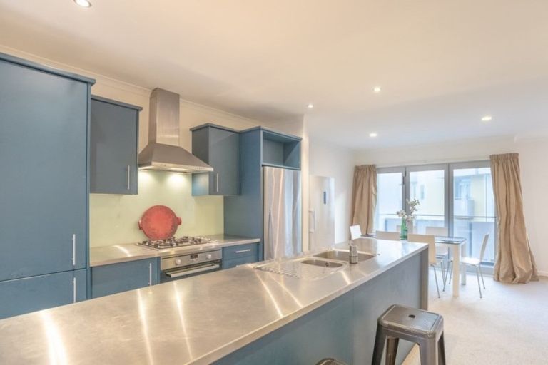 Photo of property in Marrakech Cafe, 27/305 Evans Bay Parade, Hataitai, Wellington, 6021