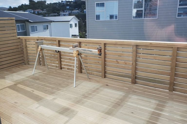 Photo of property in 6/20 Glanmire Road, Newlands, Wellington, 6037