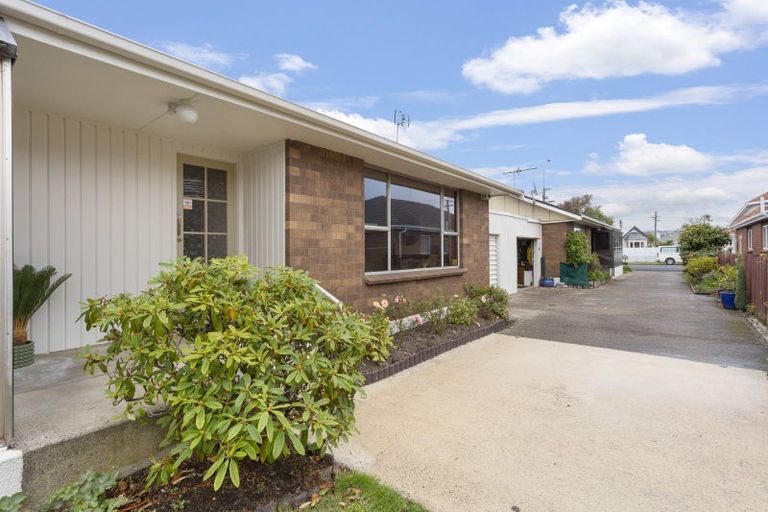 Photo of property in 27 Queens Drive, Saint Kilda, Dunedin, 9012